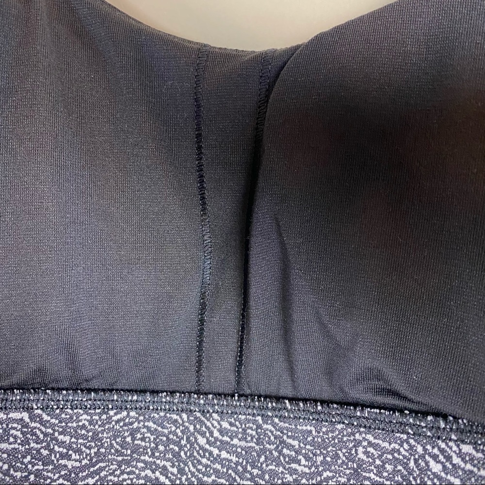 Lululemon Energy Bra Power Luxtreme Ripple Jacquard Black White - Picture 6 of 8